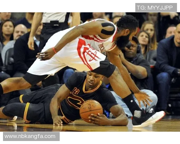 飞盘战术揭秘：杭州飞盘队防守策略与技巧全解析